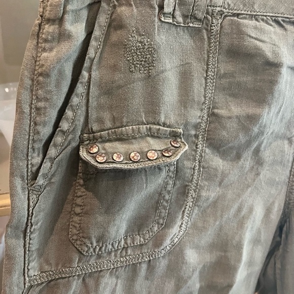 Guess Womens 31 Green Linen Cargo Pants with Utility Design - Picture 2 of 7